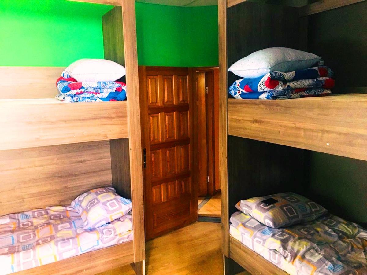 Apelsin Hostel Almati Kültér fotó